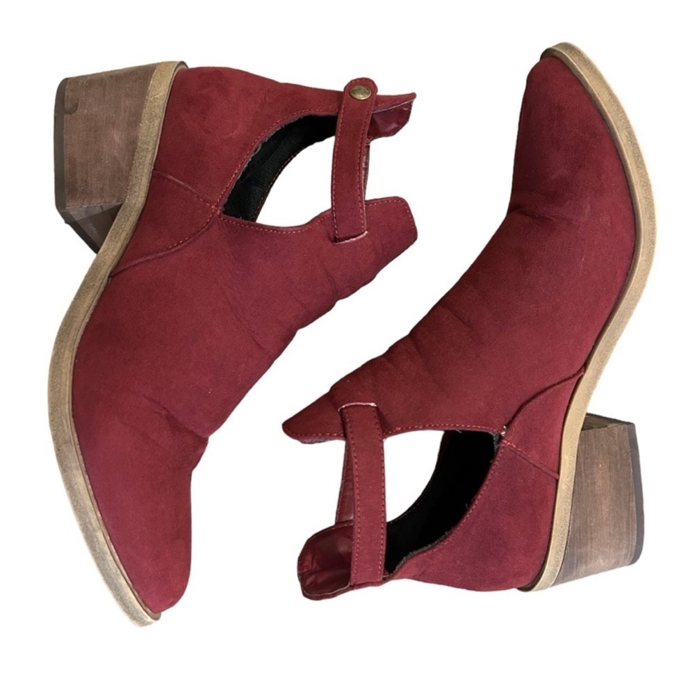 Women's burgundy booties with side snap size 6.5 - Picture 3 of 7